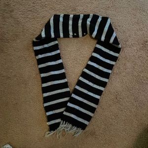 Navy blue striped scarf